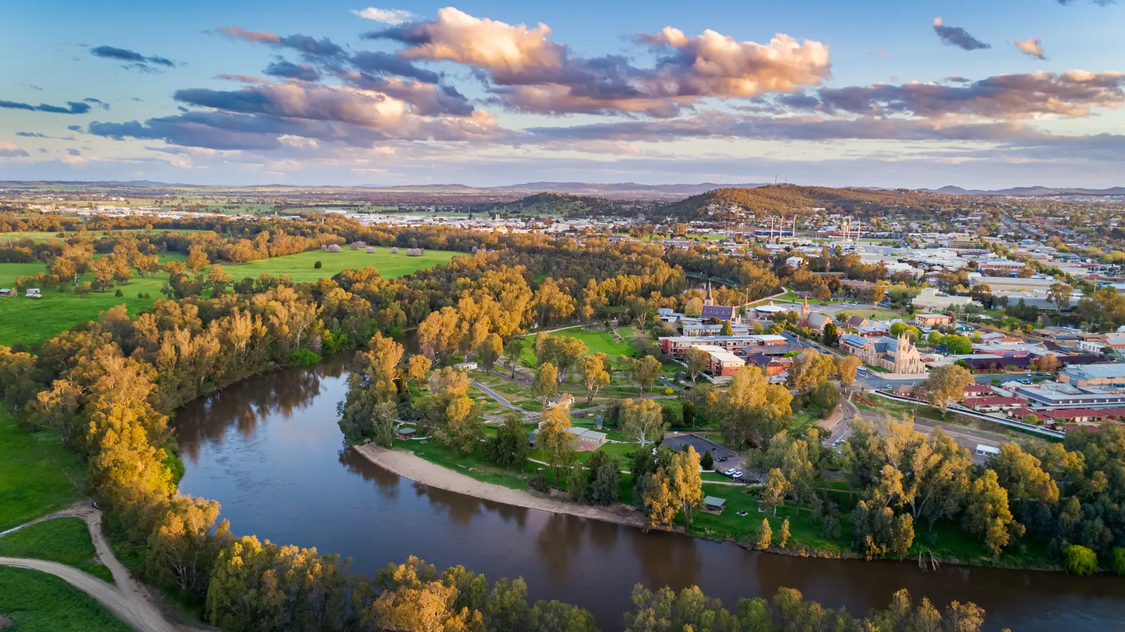 Aerial view of Wagga Wagga and the Murrumbidgee River at sunset